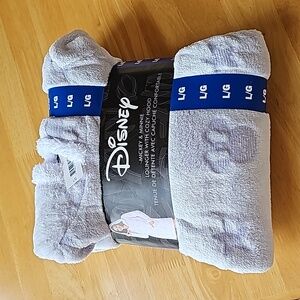 Disney Mickey and Minnie Lounger with Hood, Size Large, pale purple.